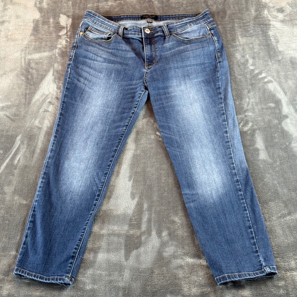 Judy Blue Jeans Womens 15/32 Relaxed Fit Medium Wash Stretch High Rise
